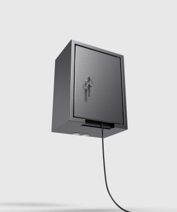 Wandverteiler 5620E Farbe DB703 Tür abgeschlossen Kabel gesteckt Kabelauslass offen