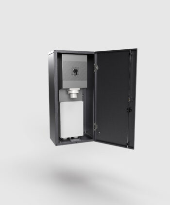 Wandverteiler 5630N mit Notstrom-Einspeisung Tür geöffnet CEE 125A Lastumschalter