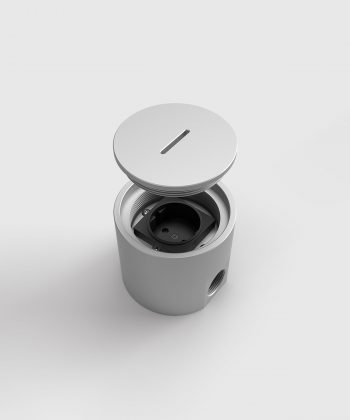 Bodensteckdose 7701AW für den Aussenbereich mit Schuko Deckel angehoben