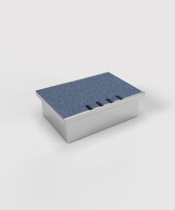 Bodensteckdose 8804T Innenbereich Deckel geschlossen mit Teppichbelag im Deckel