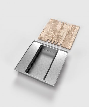 Bodentank 8810B mit acht Steckplätzen Deckel abgelegt mit Bodenbelag bestückt